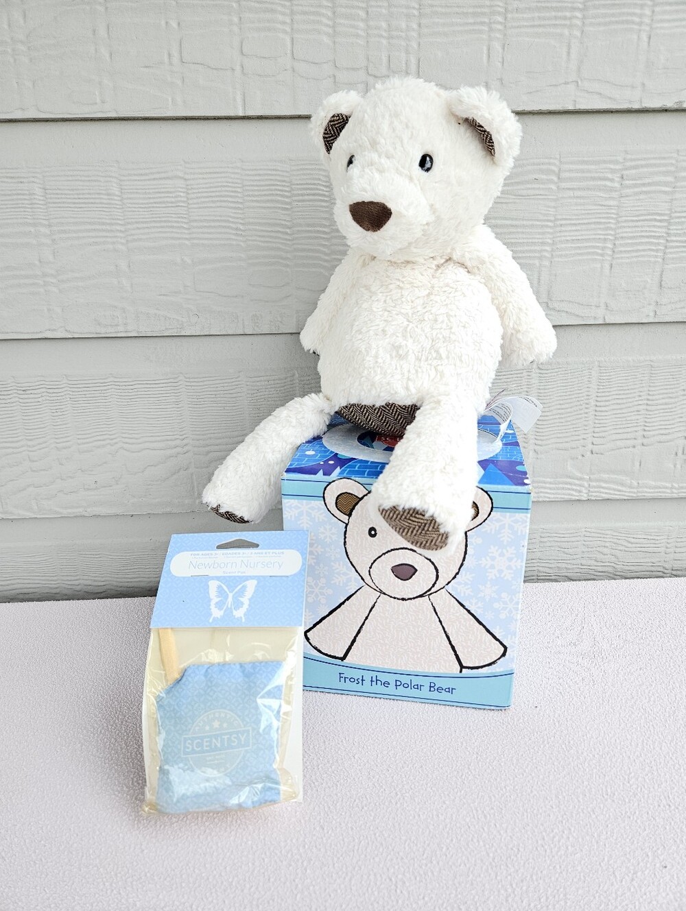 Scentsy Buddy Frost the Polar Bear Plush Scent Pack Newborn Nursery Baby Plush